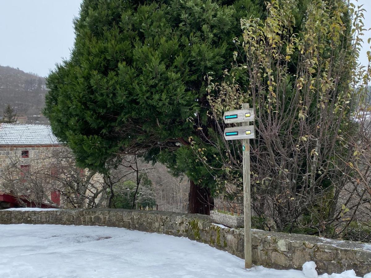 Auberge De Thelis Bagian luar foto