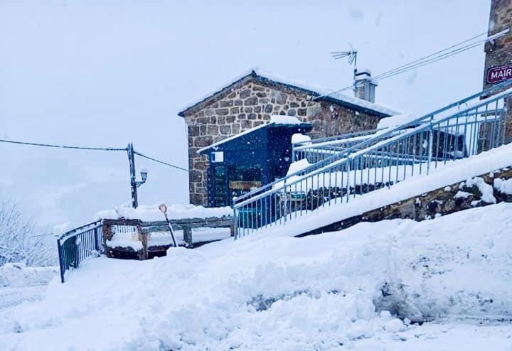Auberge De Thelis Bagian luar foto
