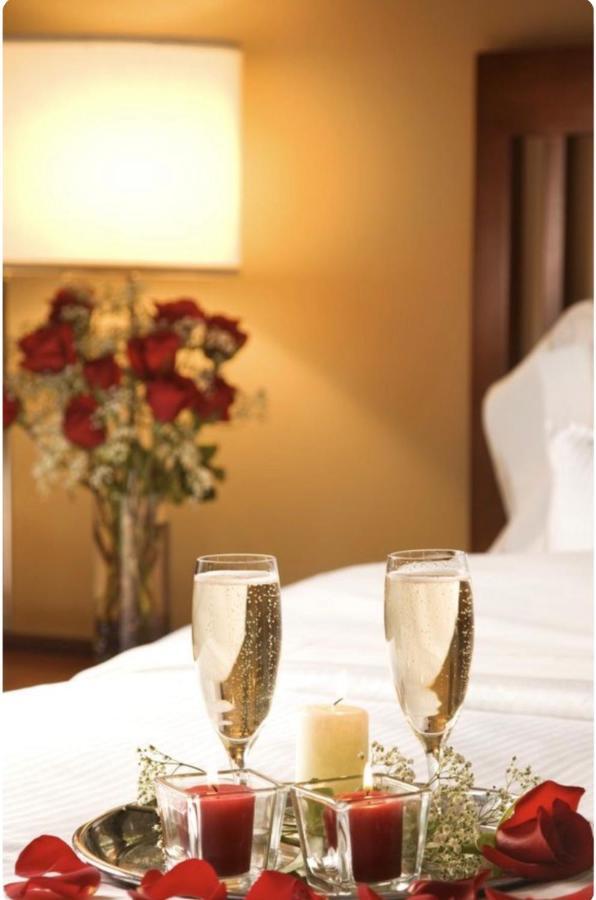 Auberge De Thelis Bagian luar foto