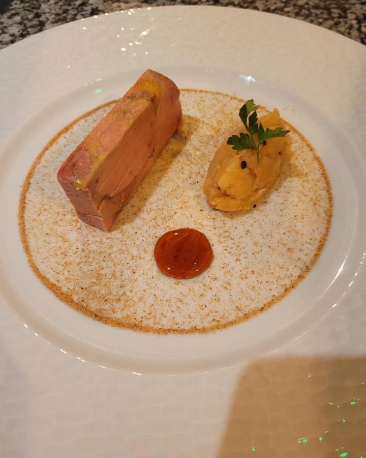 Auberge De Thelis Bagian luar foto