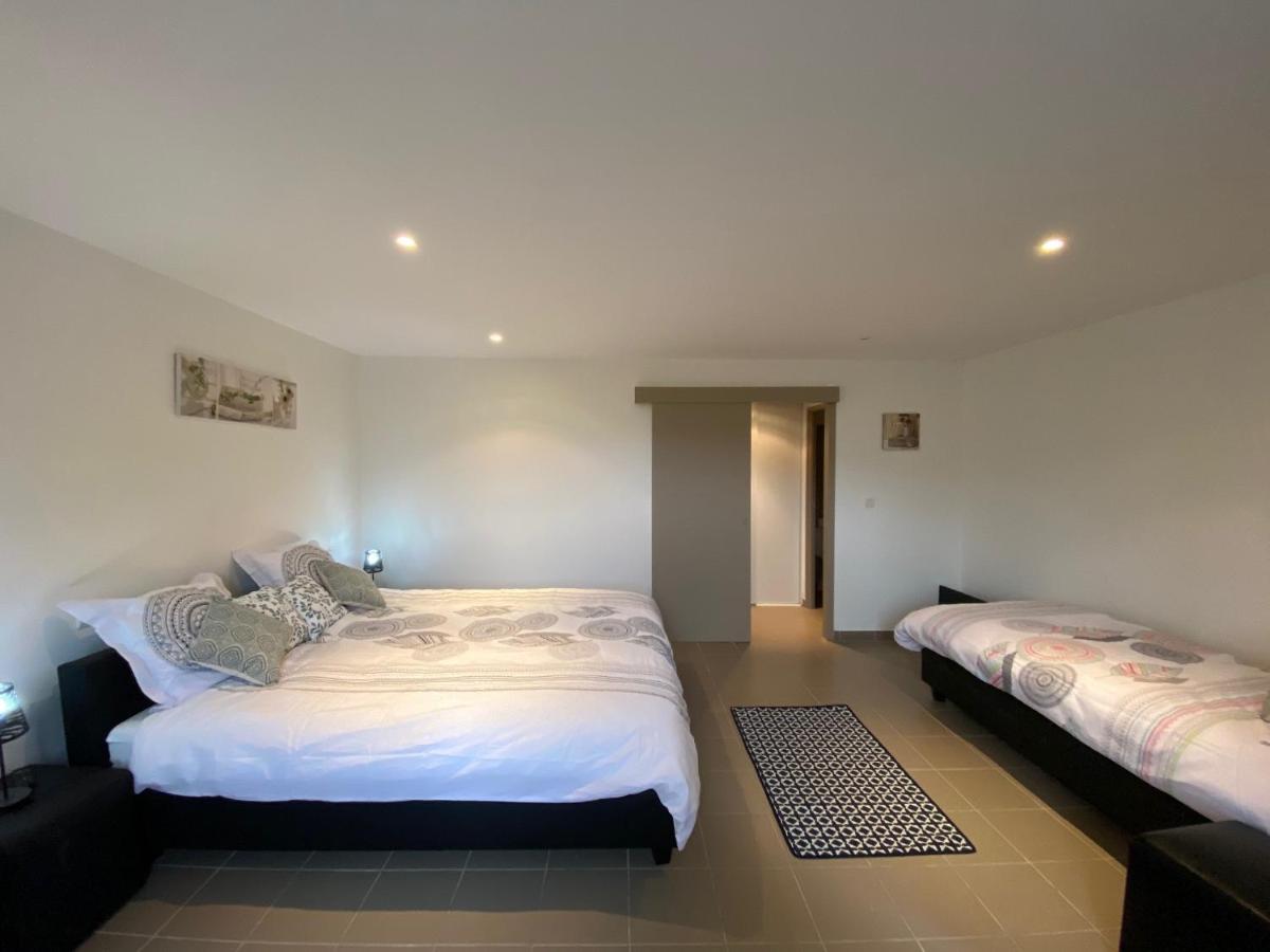 Auberge De Thelis Bagian luar foto