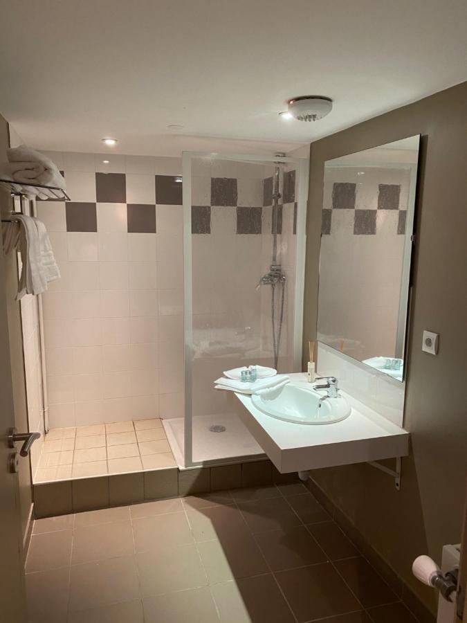 Auberge De Thelis Bagian luar foto