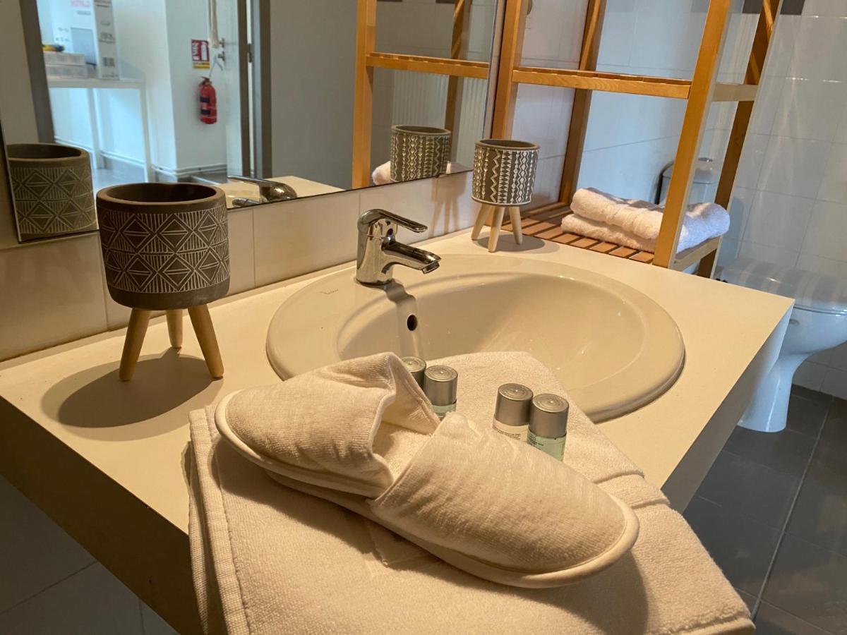 Auberge De Thelis Bagian luar foto