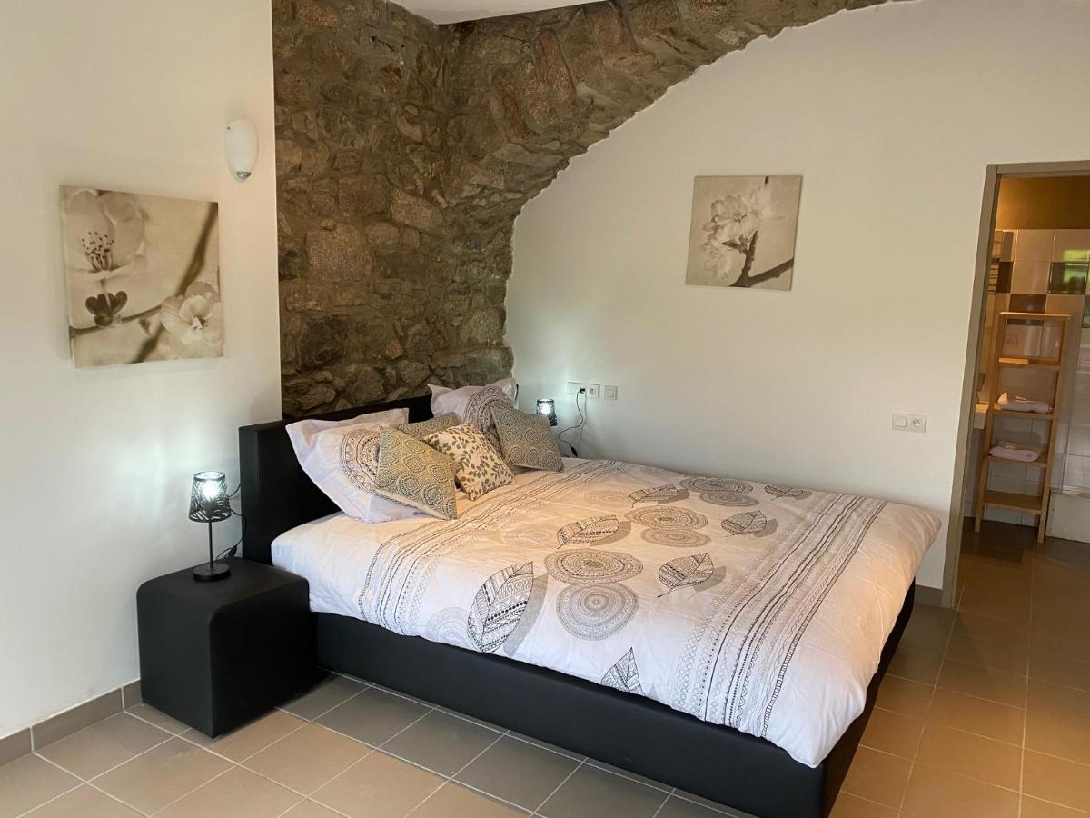 Auberge De Thelis Bagian luar foto